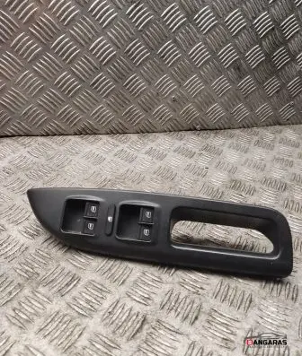 Skoda Octavia Mk2 (1Z) Electric window control switch 1z2867172