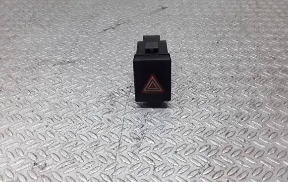 Volkswagen Polo IV 9N3 Hazard light switch 6Q0953235A