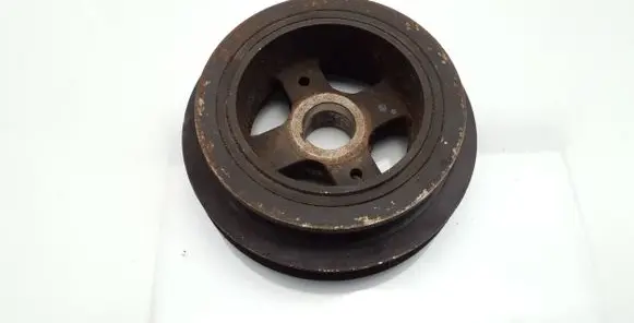 Toyota RAV 4 (XA20) Crankshaft pulley 134700D040