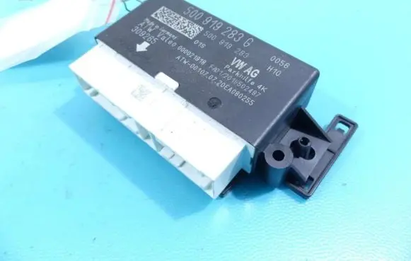 Skoda Fabia Mk3 (NJ) Parking PDC control unit/module 5Q0919283G IMPRK1293452