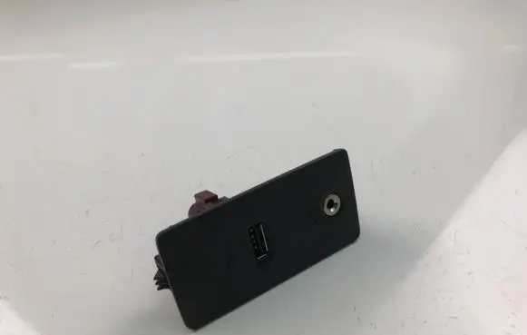 Volvo XC90 USB control unit 31407038
