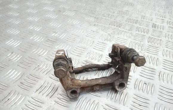 Opel Meriva A Brake caliper pad carrier rear 