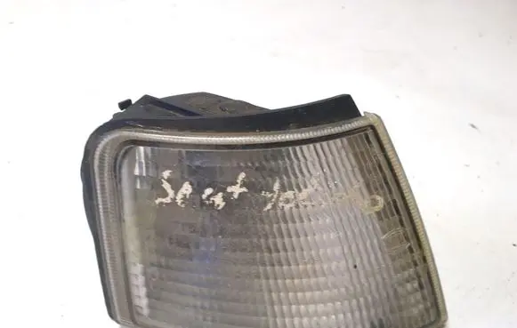 Seat Toledo I (1L) Front indicator light 961592