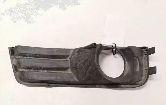 Ford Focus C-MAX Front fog light trim/grill 3M51R19952AD