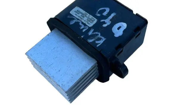 Nissan Navara D40 Heater blower fan relay VP5NEH19E624AA 100655