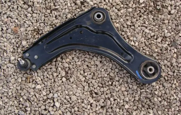 Renault Laguna III Front control arm 545010012R