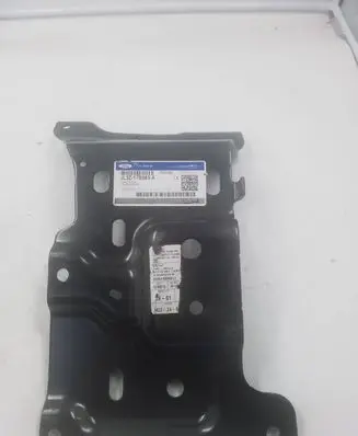 Ford F150 Front bumper mounting bracket JL3Z17B985A