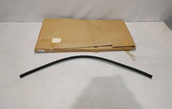 BMW 2 F22 F23 Rubber seal front coupe door 7267927