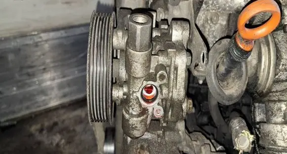 Chrysler Sebring (JS) Power steering pump 