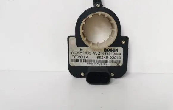 Toyota Avensis T250 Steering angle sensor 0265005432 8924502010