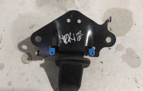 Opel Meriva A Middle seatbelt (rear) 93335123 93390052