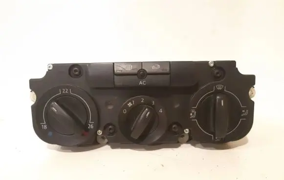 Volkswagen Touran I Climate control unit