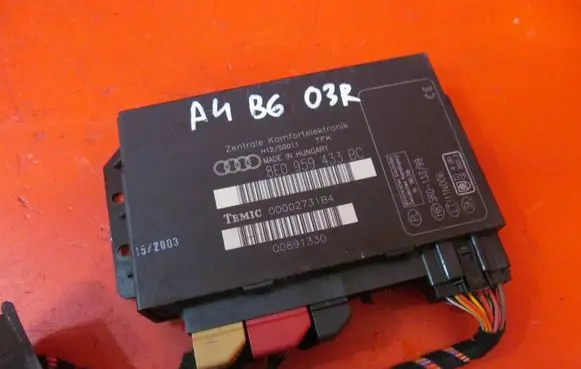 Audi A4 S4 B6 8E 8H Comfort/convenience module 8E0959433BC