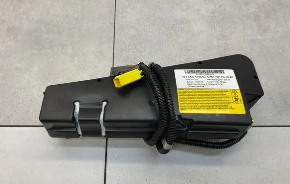 Ford Grand C-MAX Seat airbag AM51R611D10AE