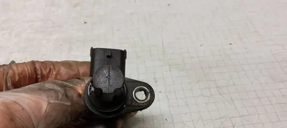 Opel Astra H Camshaft position sensor 55352609