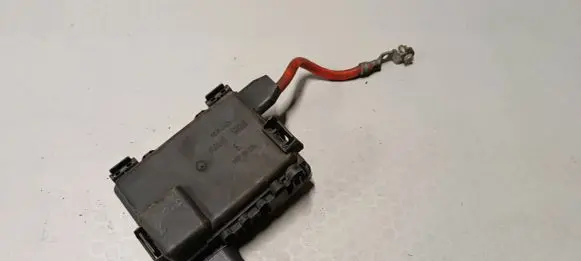 Volkswagen Transporter - Caravelle T4 Fuse module 7D0937550E