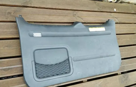 Toyota RAV 4 (XA30) Tailgate/boot lid cover trim 6775042020
