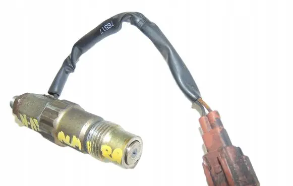 Nissan Almera Fuel injector 76624A