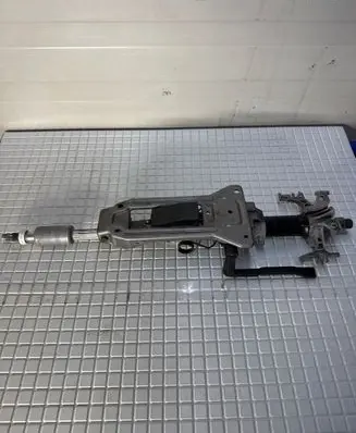 BMW 3 E90 E91 Steering wheel axle set 6770886 6770886A 831401017515