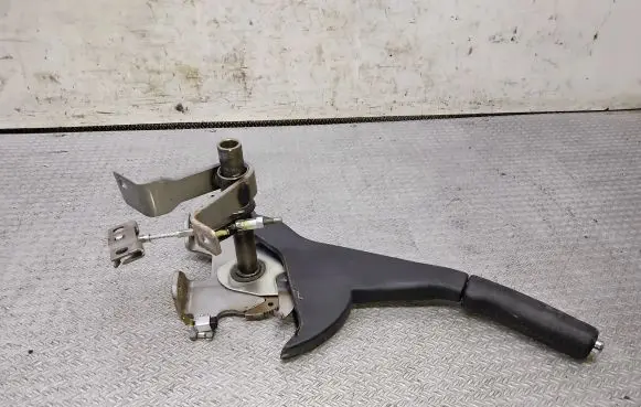 Mitsubishi Grandis Handbrake/parking brake lever assembly