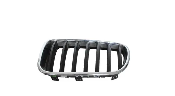 BMW X3 F25 Front bumper upper radiator grill 7237421 7210725