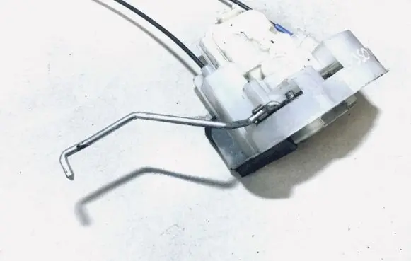 Subaru Legacy Front door lock