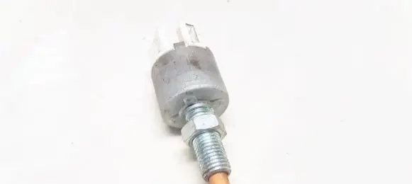 Lexus IS 220D-250-350 Brake pedal sensor switch