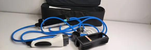 Hyundai Kona I Battery charger (optional) 91670K400