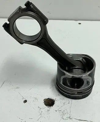 Volkswagen Transporter - Caravelle T5 Piston with connecting rod 081187 038J 1295