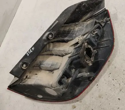Renault Scenic II - Grand scenic II Rear/tail lights 8200127704