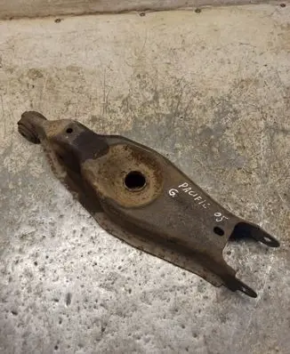Chrysler Pacifica Rear upper control arm/wishbone