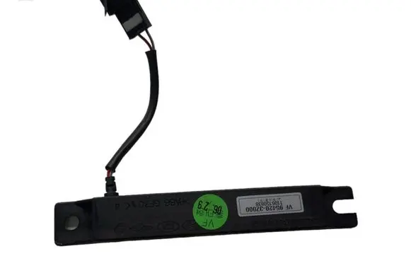 Hyundai i40 Aerial GPS antenna 954203Z000 1106150838