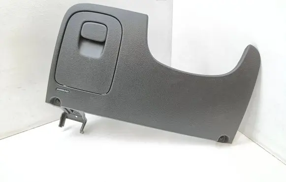 Opel Mokka X Dashboard lower bottom trim panel AVF63977
