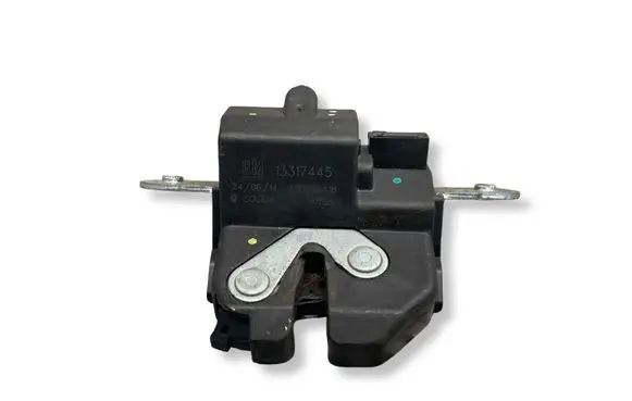 Opel Corsa D Tailgate/trunk/boot lock/catch/latch 13317445 181559 430036418