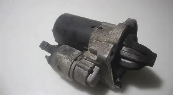 Citroen DS3 Starter motor ESM18E8