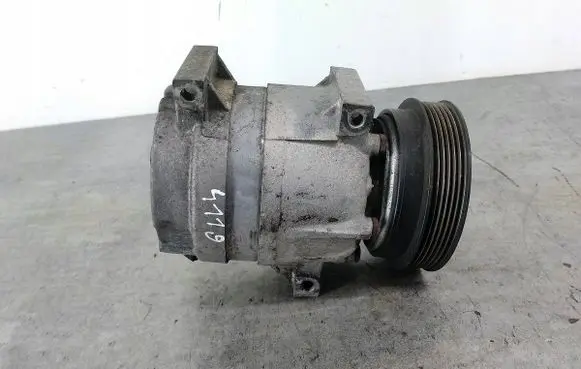 Renault Laguna II Air conditioning (A/C) compressor (pump) 8200426136DENSO