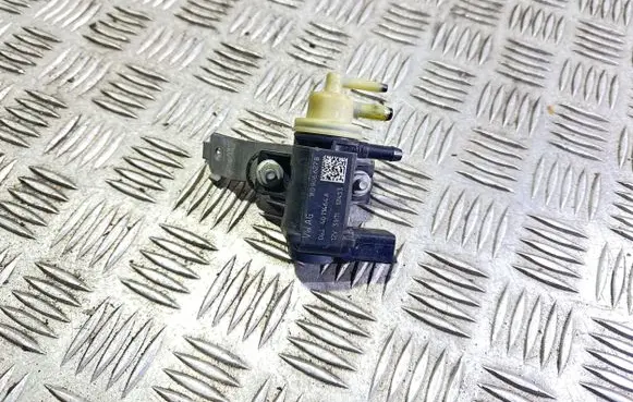 Skoda Fabia Mk2 (5J) Turbo solenoid valve 1K0906627B