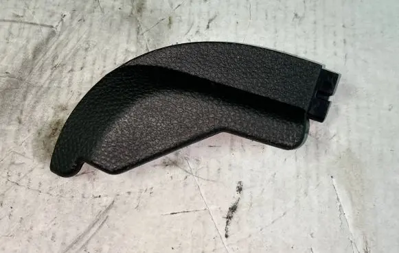Mercedes-Benz E W212 Seat trim A2129182230 2129182230