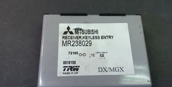 Mazda 6 Central locking relay NR238029 0018150