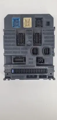 Peugeot 207 Comfort/convenience module 9663798280