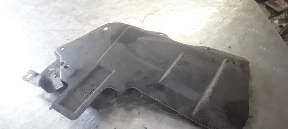 Nissan Qashqai Front underbody cover/under tray 64839JD00A