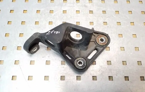 Seat Altea XL Gear shift cable bracket 1K0711789J