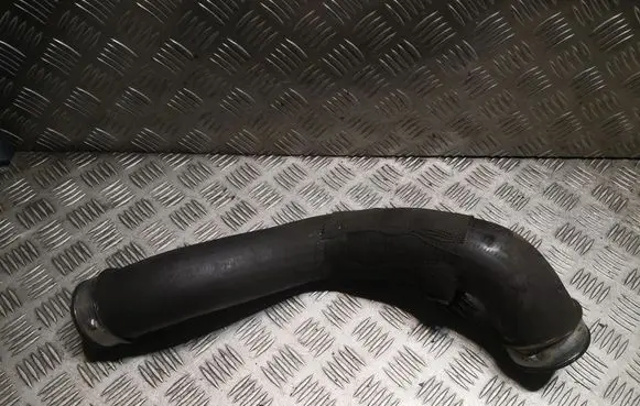 Mercedes-Benz E W211 Intercooler hose/pipe 2115282482 A2115282482