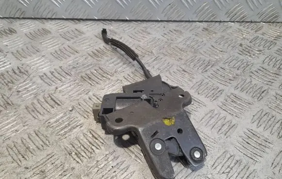 Audi A4 S4 B7 8E 8H Tailgate/trunk/boot lock/catch/latch 4F5827505C