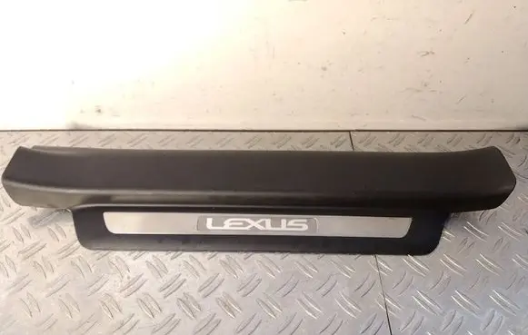 Lexus RX 450H Front sill trim cover 679100E020