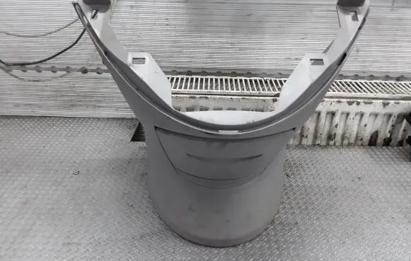 Mitsubishi Grandis Other center console (tunnel) element