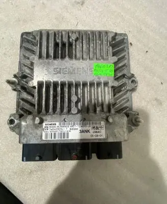 Ford Focus Engine control unit/module 4M5112A650JK 5WS40303JT