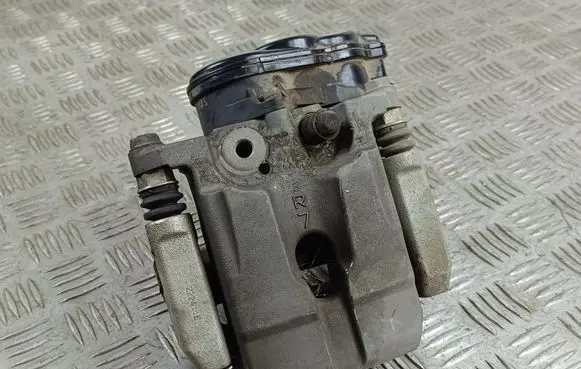 Mitsubishi Outlander IV Rear brake caliper