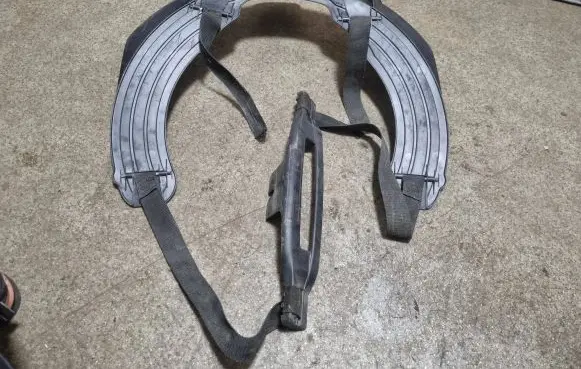 BMW X5 E53 Spare wheel mounting bracket 7002356
