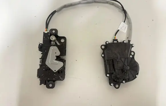 BMW X3 G01 Tailgate/trunk/boot lock/catch/latch 7383561 7357112